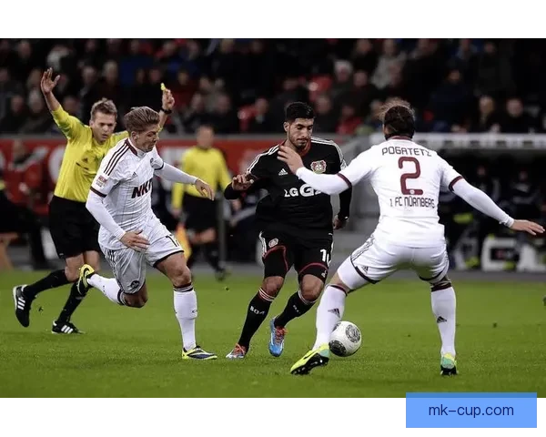 2026世界杯揭幕战即将开踢 世界各国球队角逐精彩赛事开启全球足球盛宴