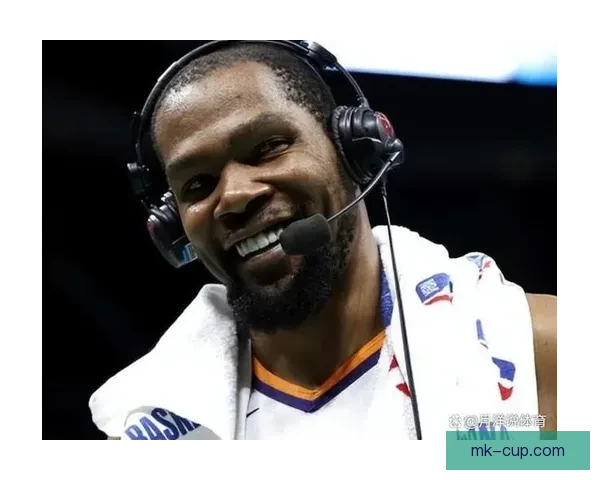 火狼大战裁判失误频出杜兰特罚球成争议焦点引热议